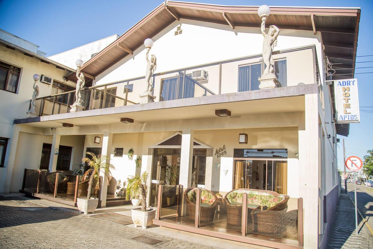 Adry Navegantes Hotel Itajaí