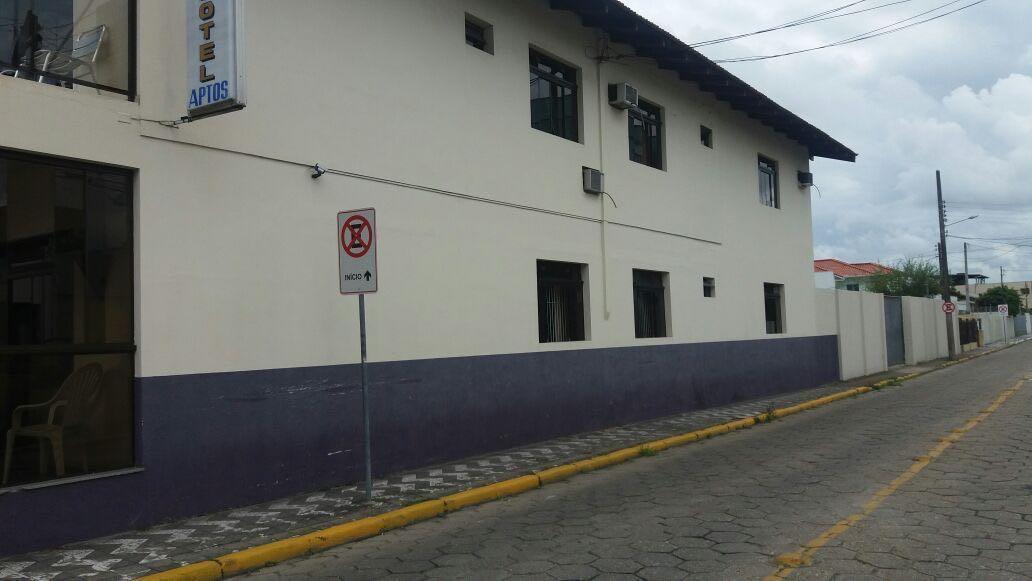 Hotel Adry Navegantes Itajaí